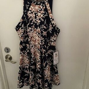 Beautiful halter  dress NWT Size 15/16